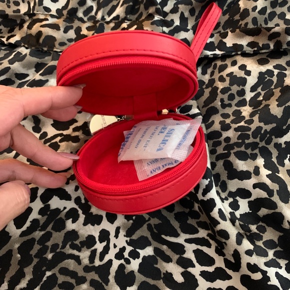 ❤️Georgio Armani - Picture 4 of 4